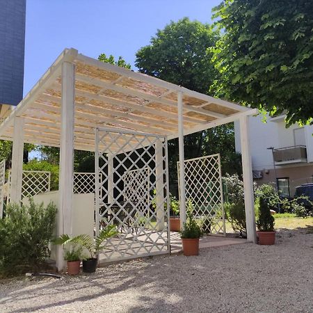 La Villa Bellaria-Igea Marina Buitenkant foto