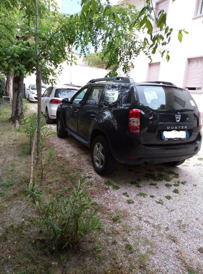 La Villa Bellaria-Igea Marina Buitenkant foto